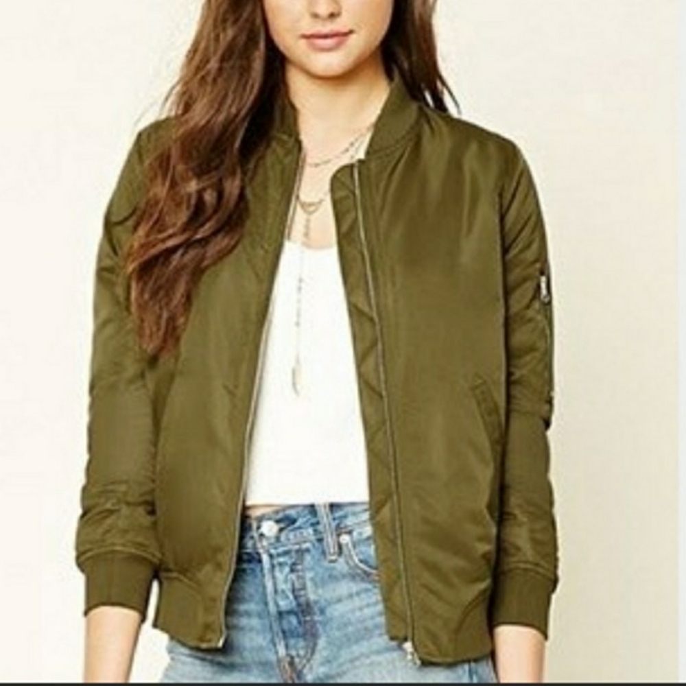 NWT Forever21 olive green bomber jacket